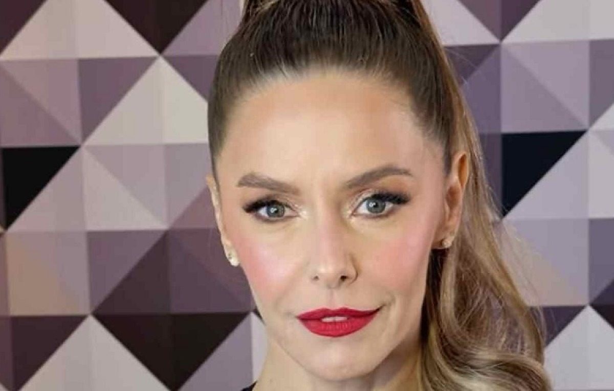 Bianca Rinaldi retorna às novelas em formato vertical abordando a sobrecarga materna